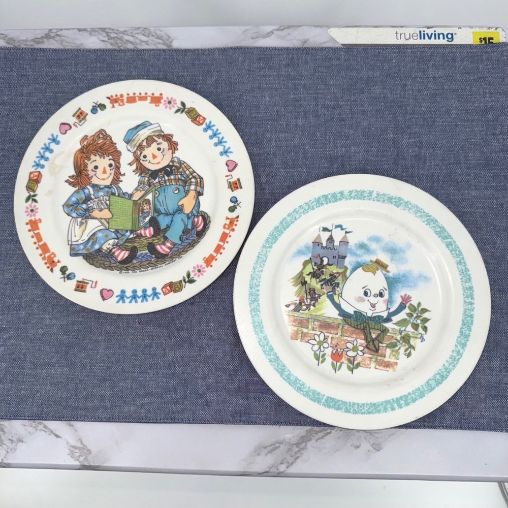 Vtg Oneida Deluxe Raggedy Ann‎ Andy Humpty Dumpty Childrens Plates Set Of Two